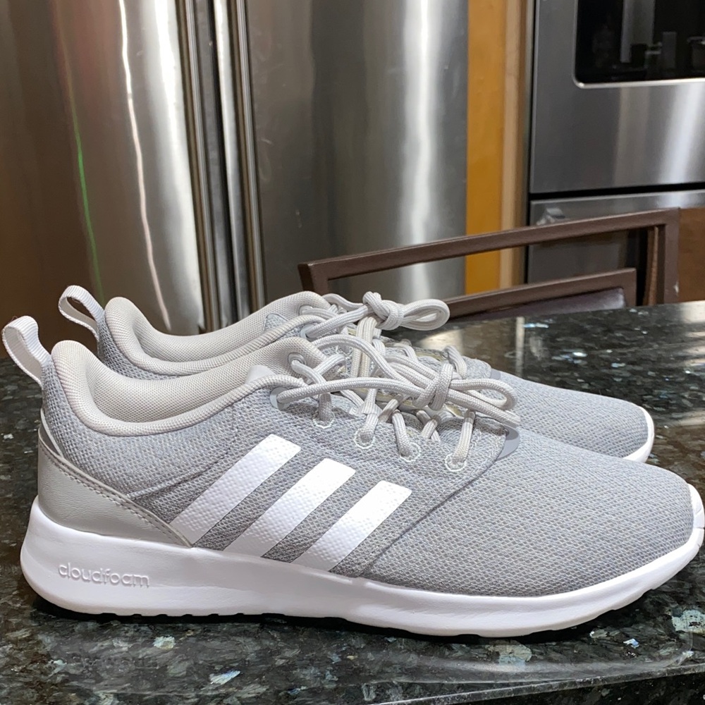 Adidas QT Racer 2.0 Cloudfoam Gray / White Athletic Shoes Sneakers Size 8
